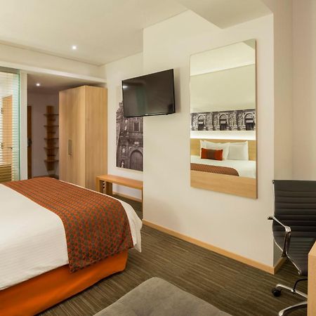 Camino Real Puebla Hotel & Suites ภายนอก รูปภาพ