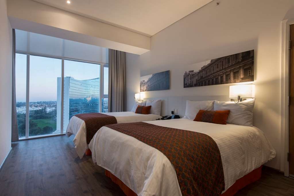 Camino Real Puebla Hotel & Suites ห้อง รูปภาพ